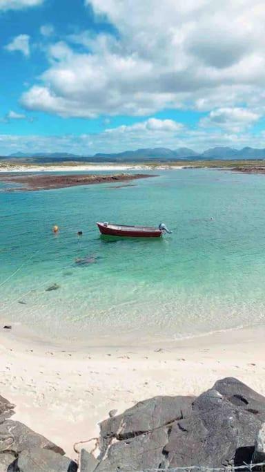 Villa Townhouse Clifden: Located In The Heart Of Connemara Exterior foto